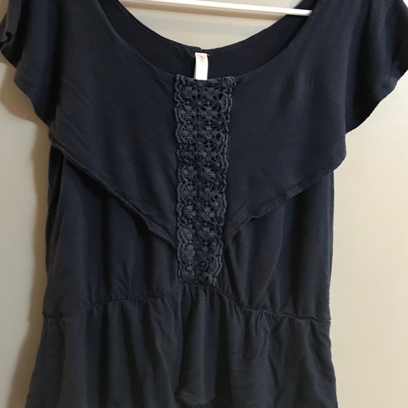 Perfect Summer Blouse - Picture 3 of 6